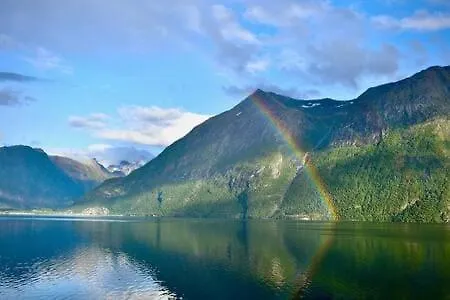 Semesterbostad Torvika Hus *